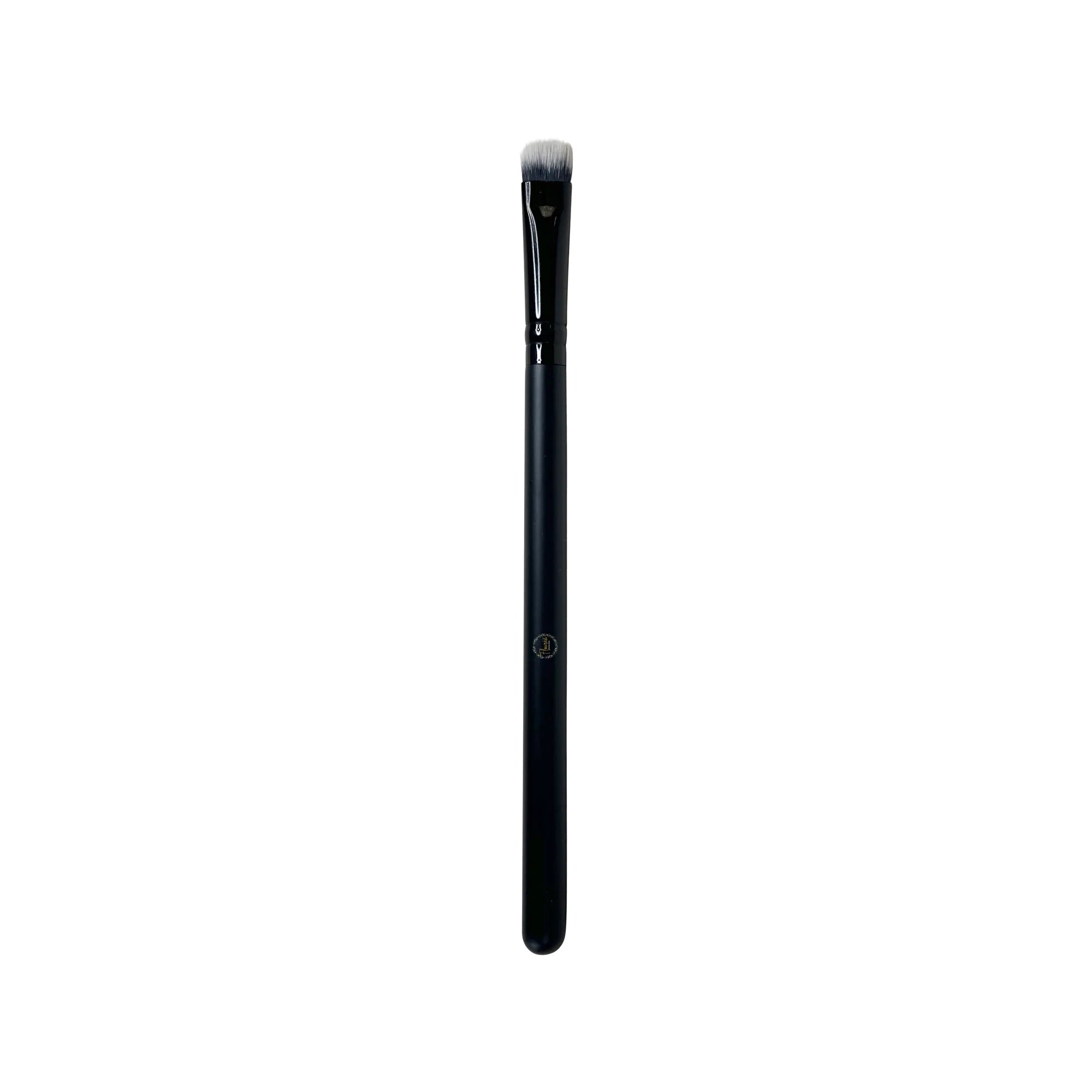 Flourea Packing Eye Brush – Precision Tool for Flawless Eye Makeup Application