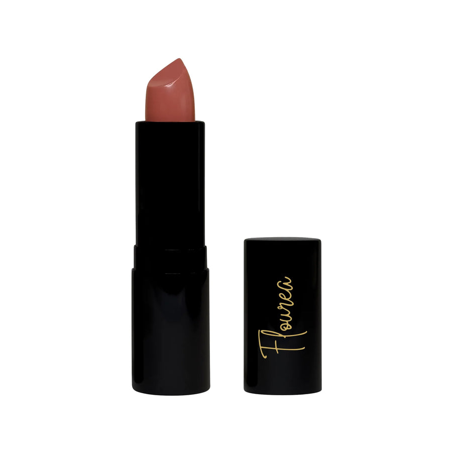 Luxury Matte Lipstick Collection: Vivid Lip Colors for Contemporary Elegance!