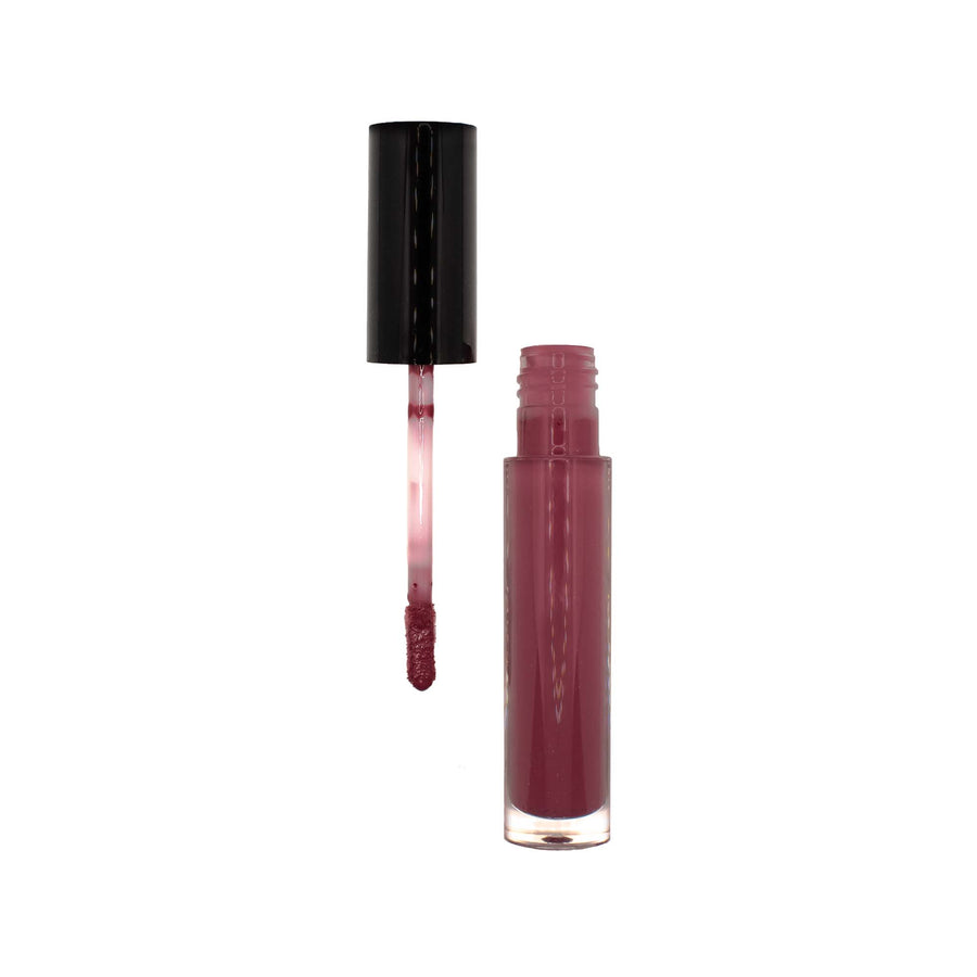Elevate Your Lip Game with our High Impact Long Lasting Gloss for Fuller Lips Effect!