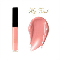 Hydrating Lip Oil with Shimmer: Long-wearing, plumping, and nourishing formula